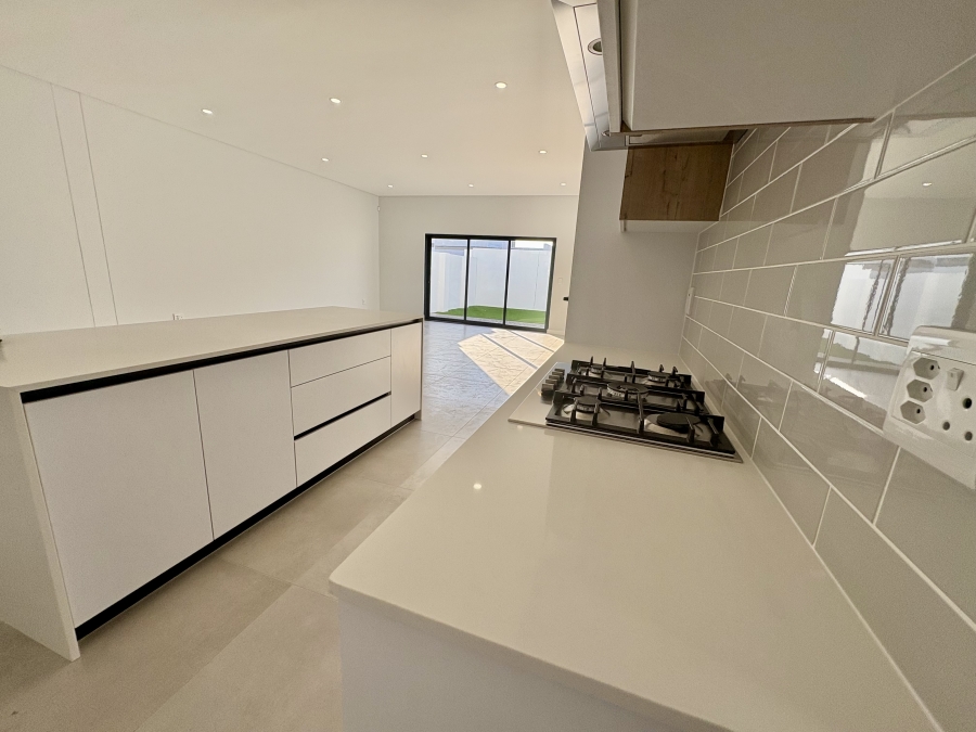 4 Bedroom Property for Sale in Sandown Western Cape